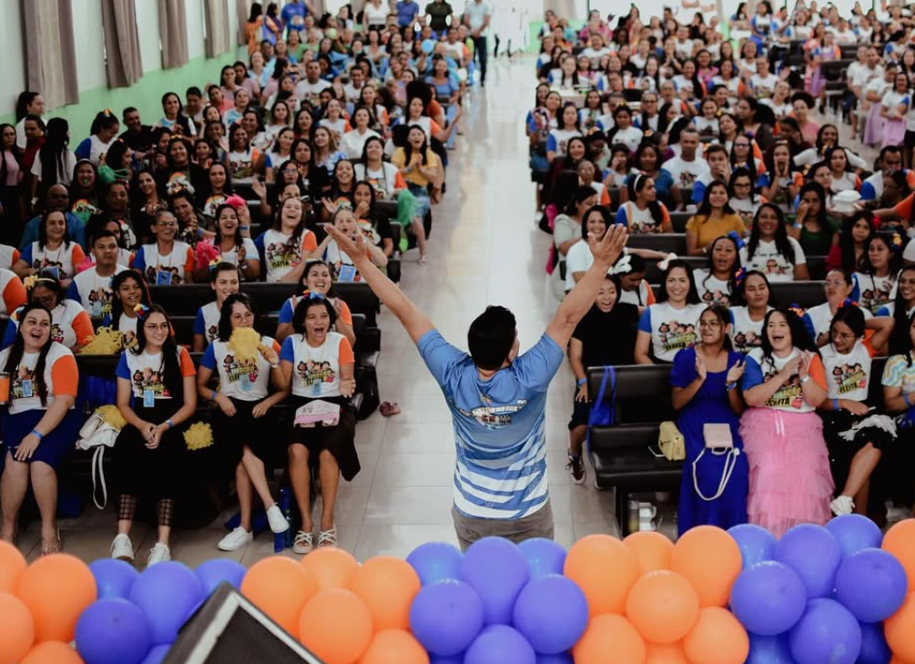 Criancas participando do Geracao Eleita